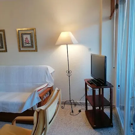 Piso A 50m De La Playa Con Terraza Y 2 Hab Apartment